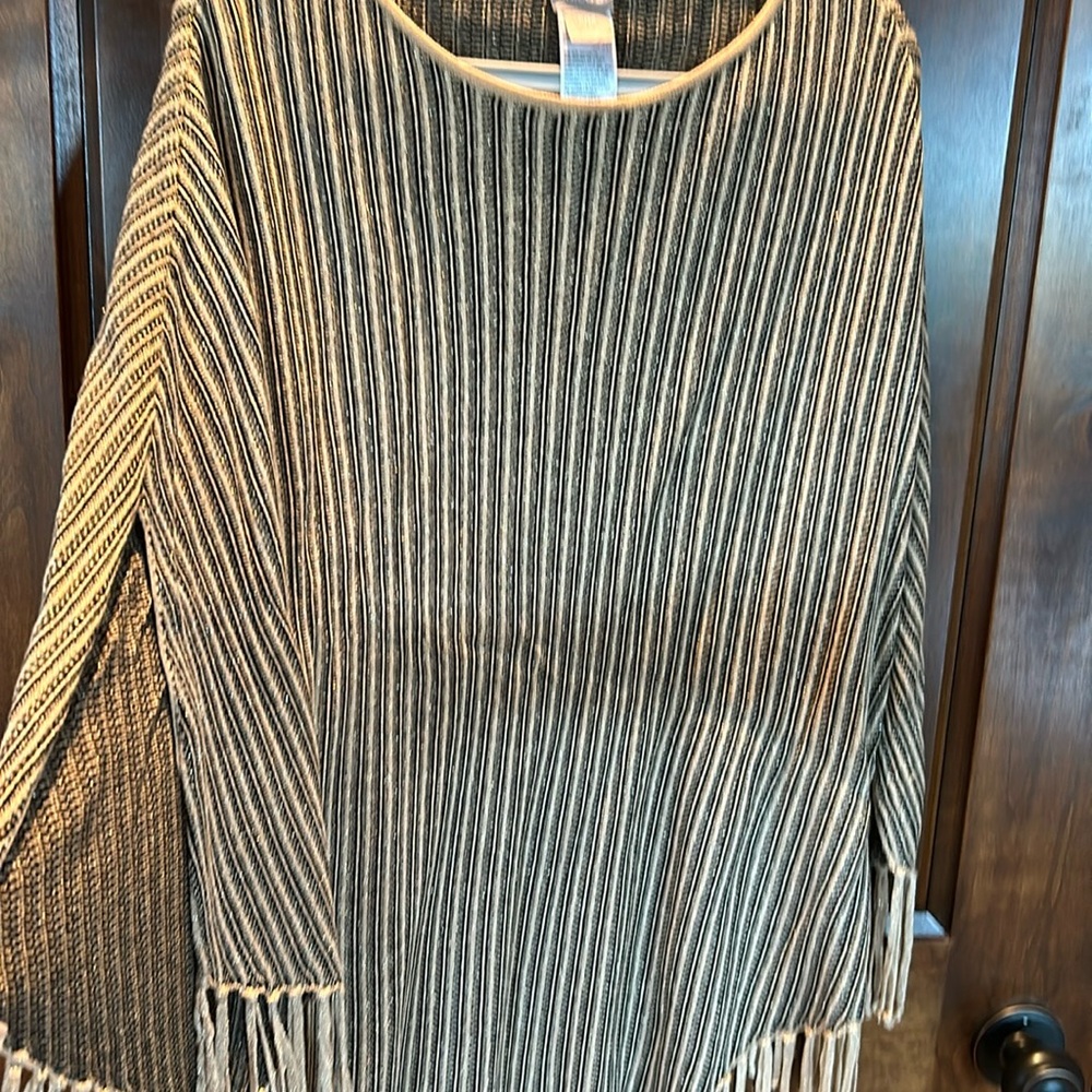 NWOT poncho with just a little sparkle